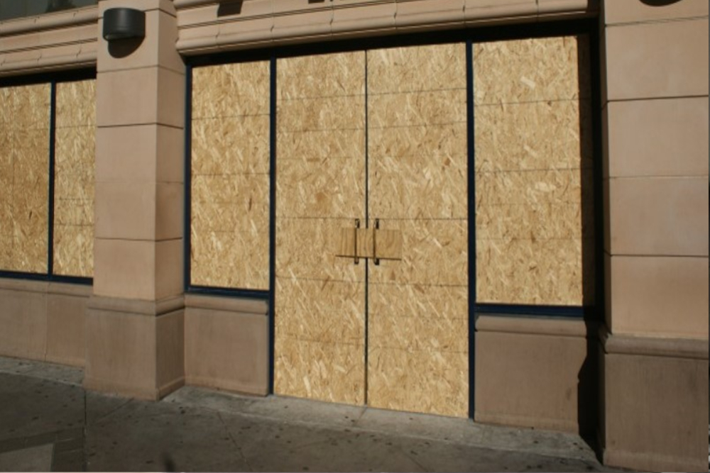 Boarding Up in Purfleet, RM19